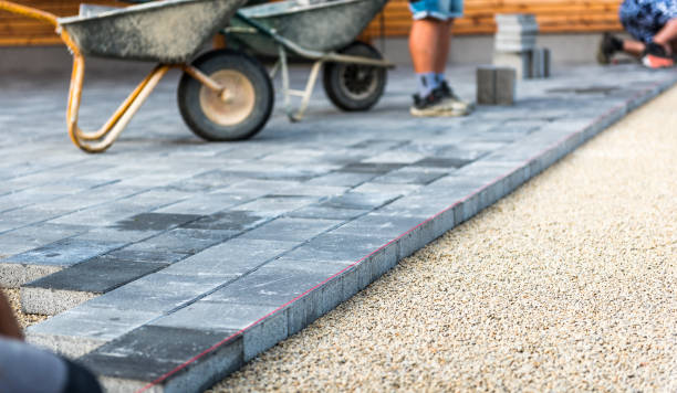 Best Concrete Sidewalk Installation  in Centralia, MO